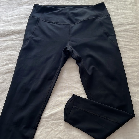 Zella Cropped Leggings 24” inseam - Picture 2 of 8